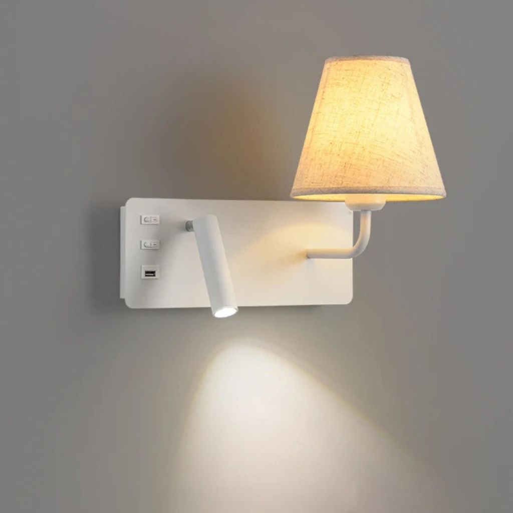 Applique murale blanche avec liseuse