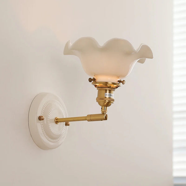Applique murale LED céramique et cuivre orientable style nordique