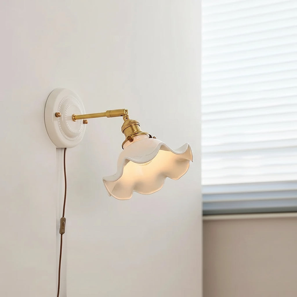 Applique murale LED céramique et cuivre orientable style nordique