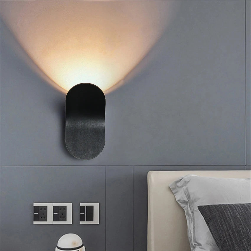 Applique murale noire pour escalier