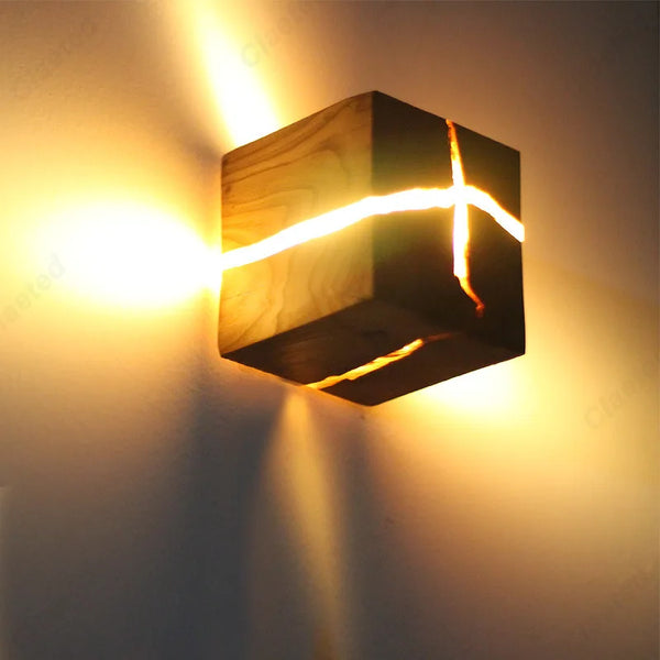 Applique murale cube en bois