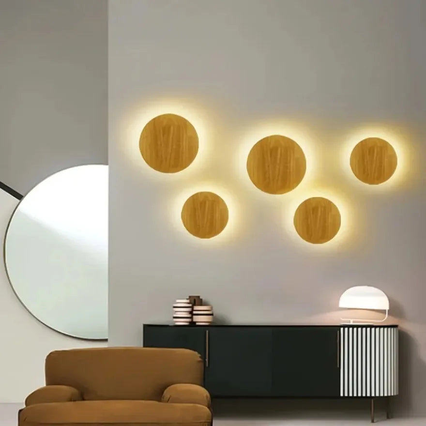 Applique murale LED bois circulaire gravée style minimaliste