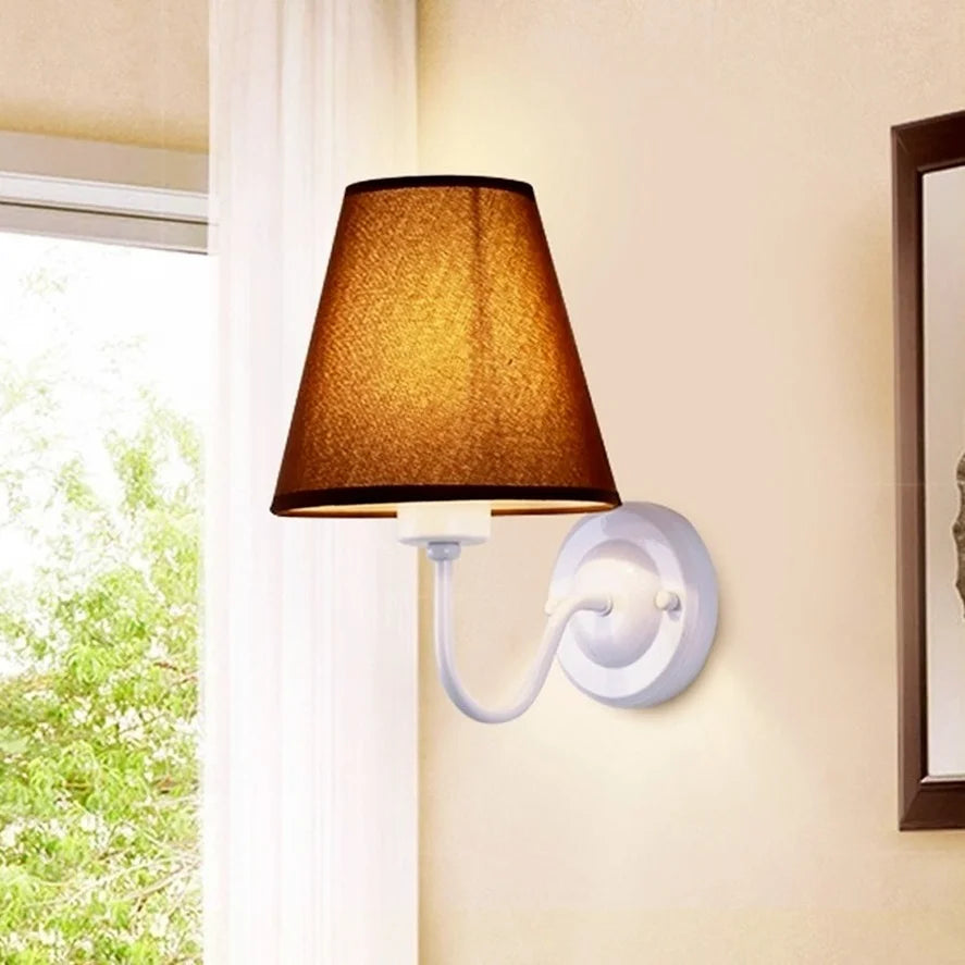Applique murale abat jour tissu